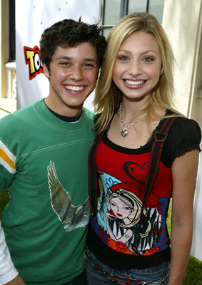 Srie phil du futur ( en dessous la vie de palace de zack et cody )