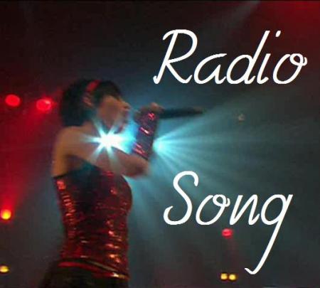 - Radio Song - ~Superbus~ (La premire que j'ai connue, et aussi ma prfre).